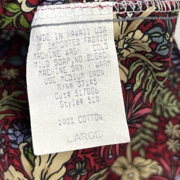 Hilo Hattie Hawaiian Shirt Men’s Size Large Red Floral Made in Hawaii - Picture 8 of 9